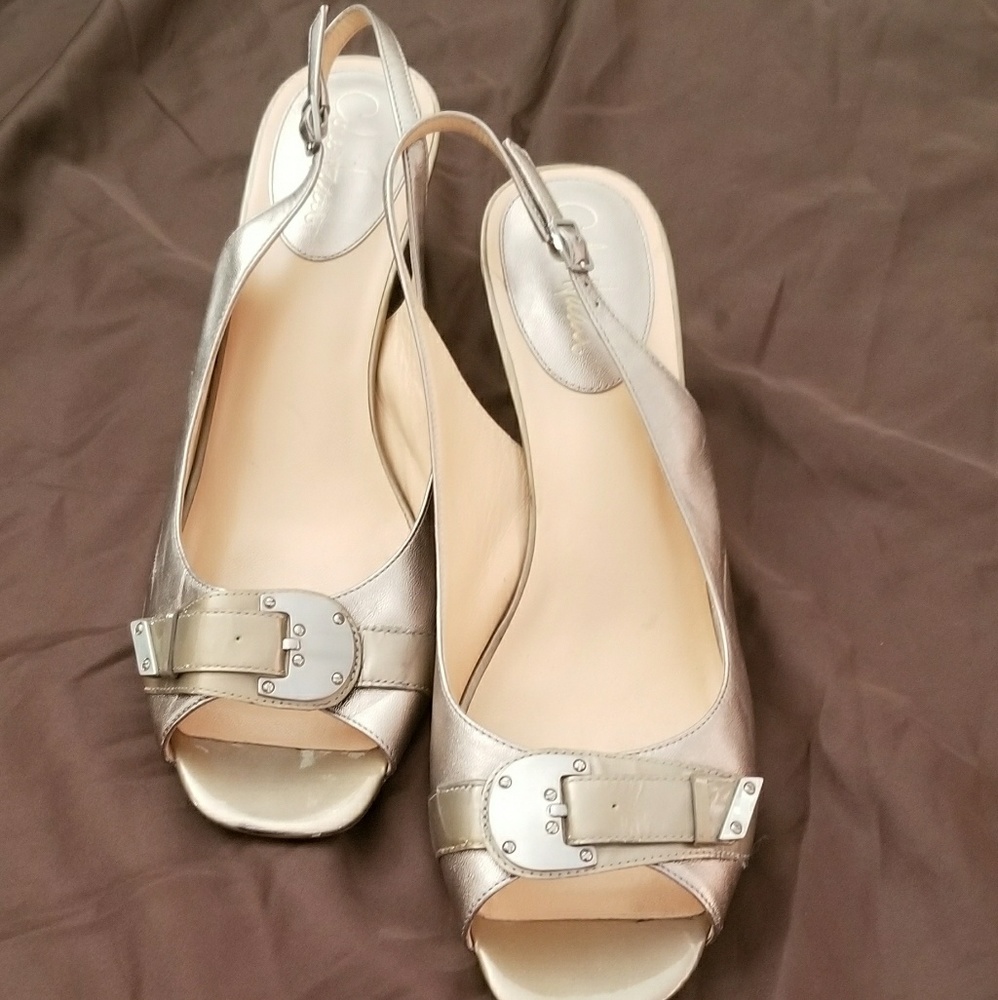 Cole Haan 3" heel.